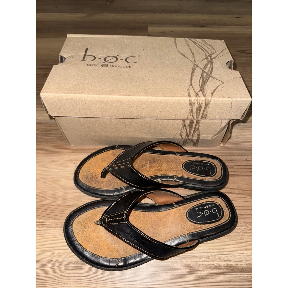 B.O.C. Born Concept Womens Black Tan Thong Sandals Flip Flops Size 7
